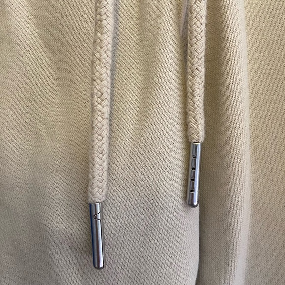 SOLD Cream Abercrombie & Fitch Sweat Shorts - Picture 3 of 5